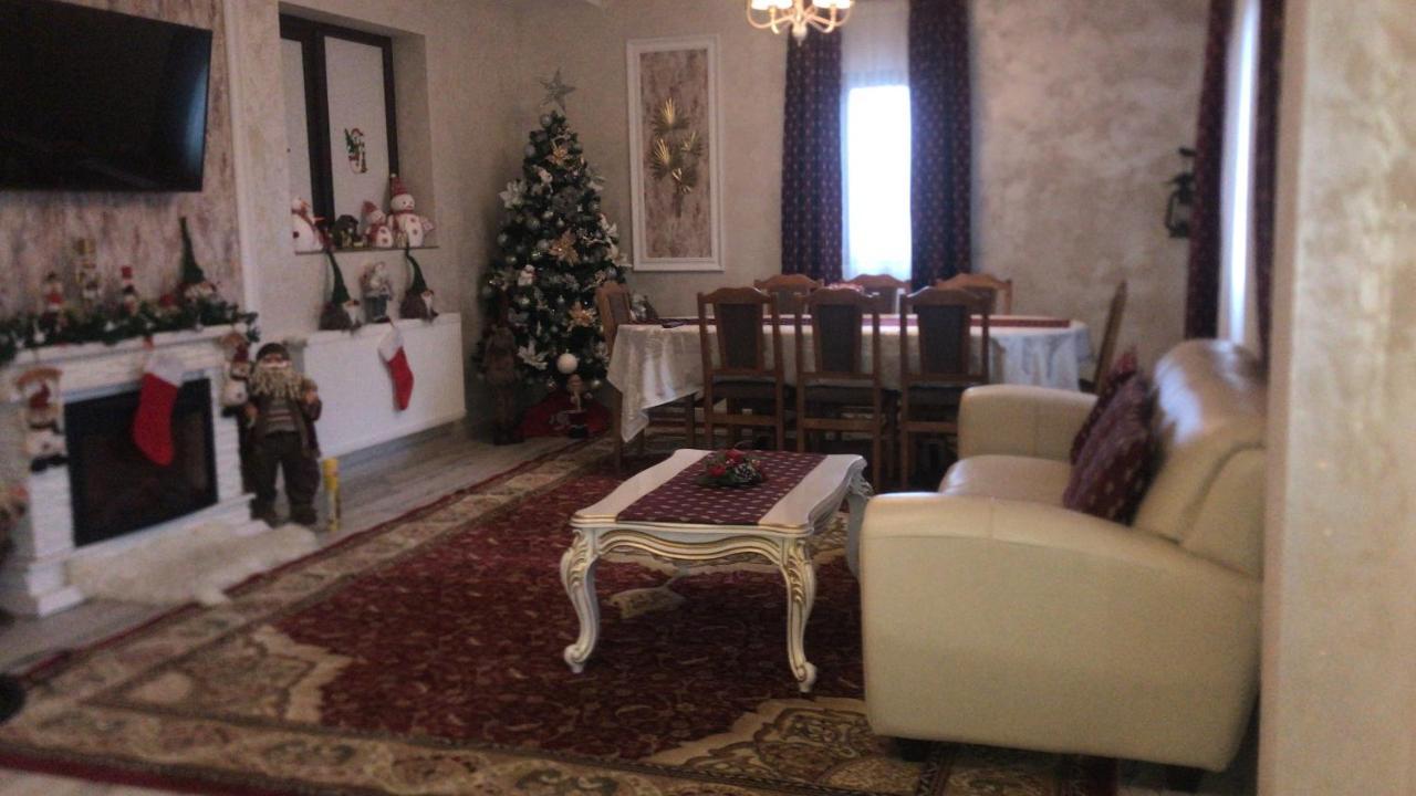 Гостевой дом Casa Cu Pitici Вама Экстерьер фото