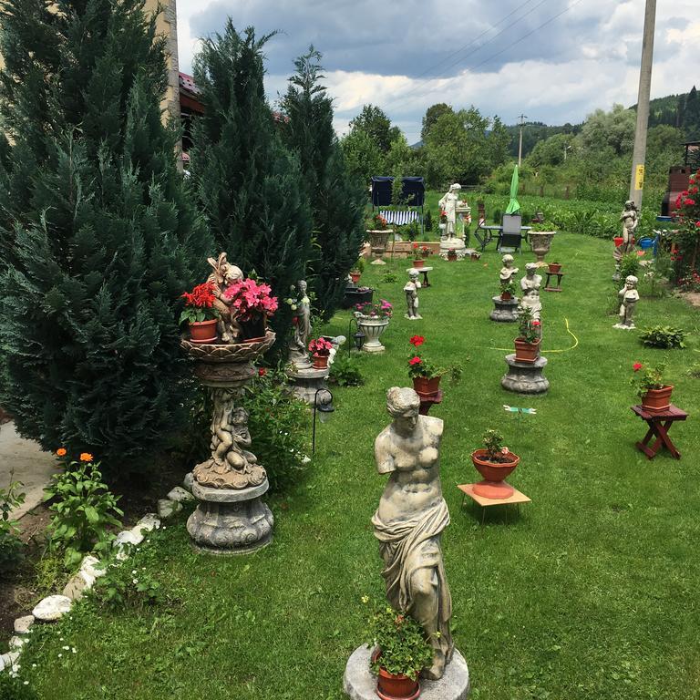 Гостевой дом Casa Cu Pitici Вама Экстерьер фото