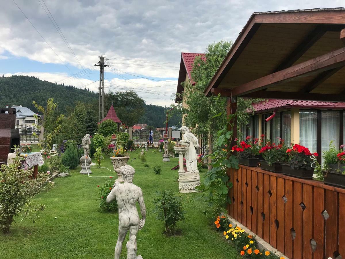 Гостевой дом Casa Cu Pitici Вама Экстерьер фото